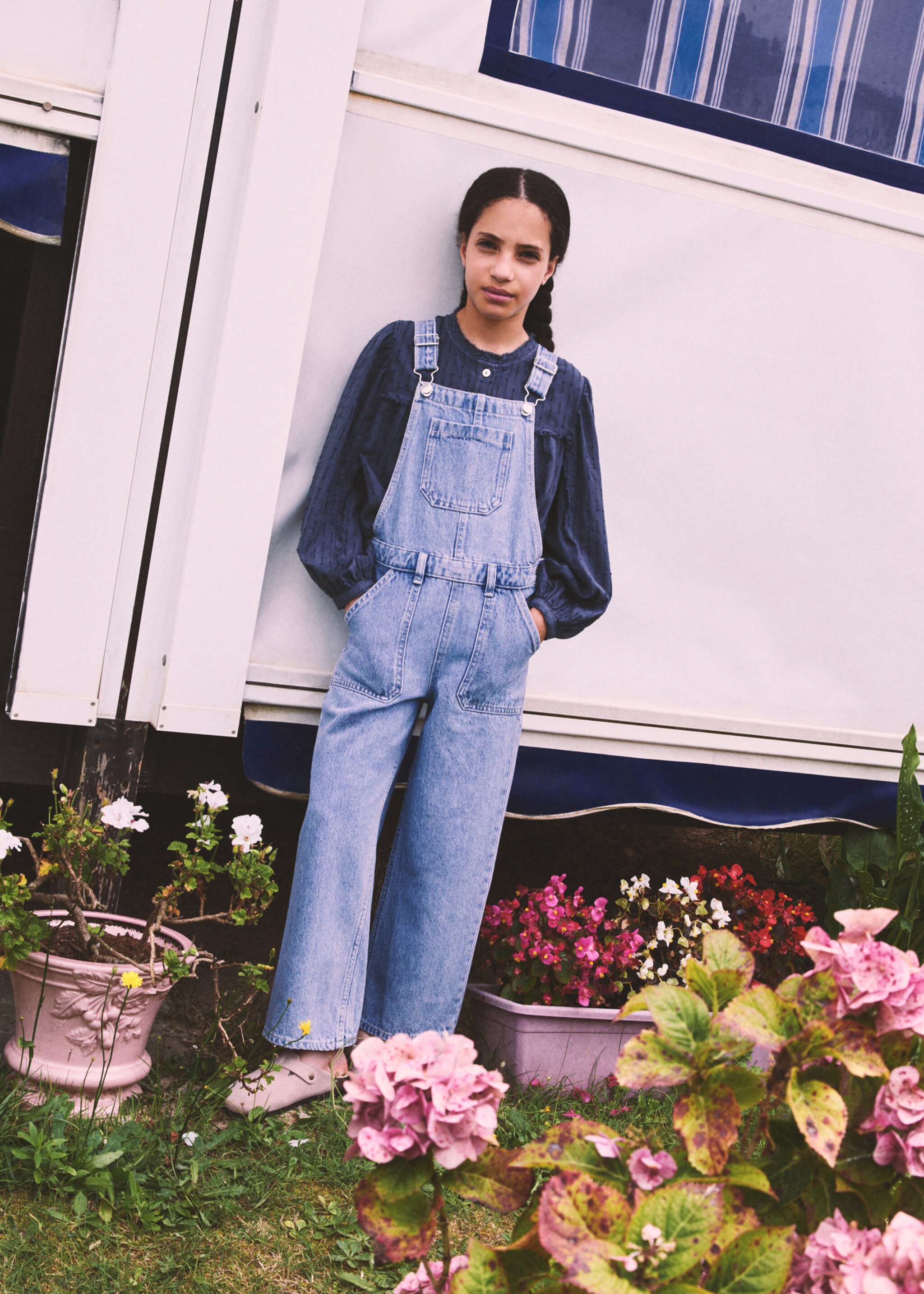 Straight denim dungarees - General plane