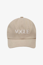 Cappellino VOGUE Stripes Edition beige con logo ricamato bianco