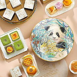 Panda Mooncake