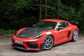 Porsche 718 Cayman GT4 RS