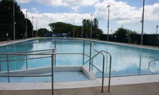 Sunnyside Gus Ryder Outdoor Pool.