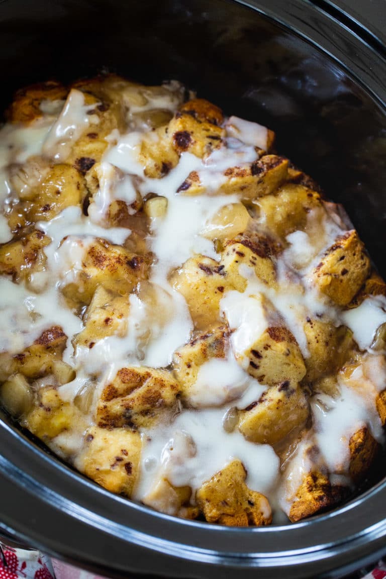 Crock Pot Apple Pie Cinnamon Roll Casserole