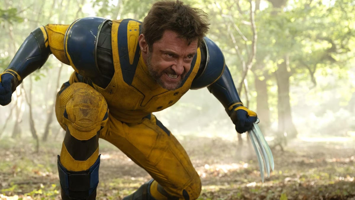 wolverine-yellow-blue-suit-claws-hugh-jackman.jpg