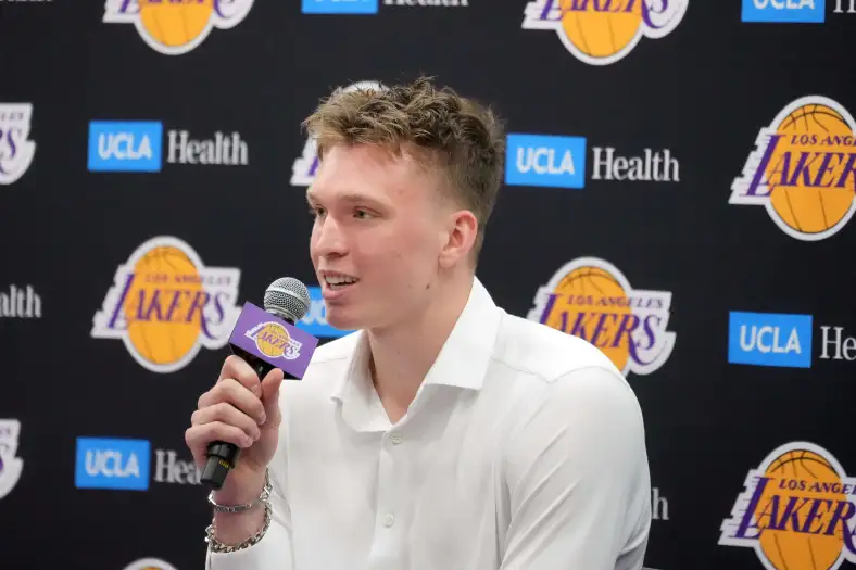 NBA: Los Angeles Lakers-Press Conference