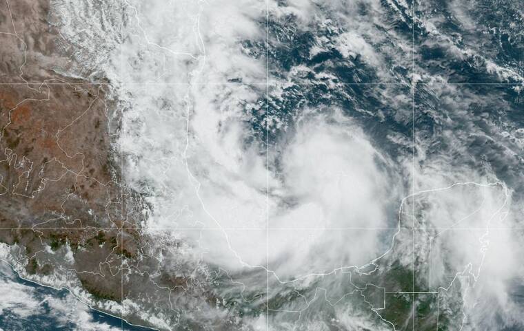 NATIONAL HURRICANE CENTER / GOES
                                A satellite image of Tropical Storm Alberto at 7:20 a.m. today is seen.