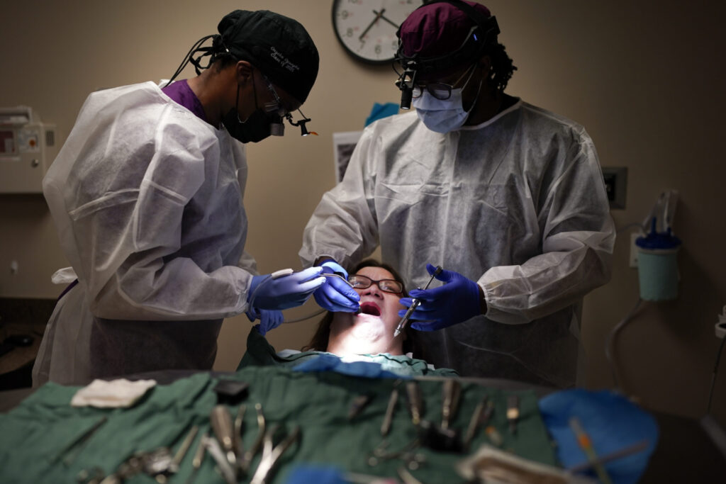 A patient receives dental care in Nashville.