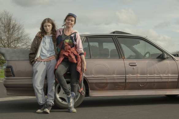 Essie Davis (right) and Thomasin McKenzie in Gaysorn Thavat’s The Justice Of Bunny King. 