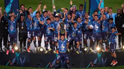 La Copa se quedó en México y así lo celebró Pachuca