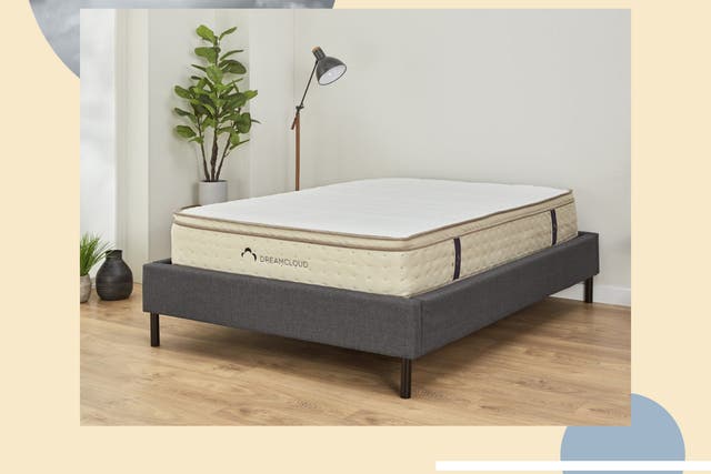 <p>Get ready for a great night’s sleep with this multi-layered mattress </p>