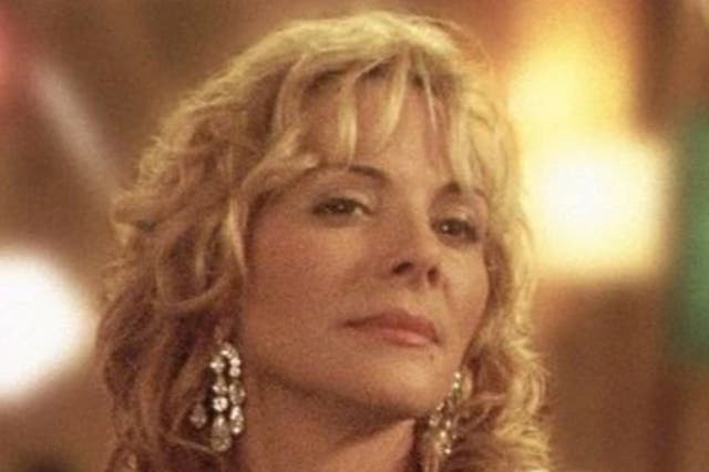 <p>Kim Cattrall as Samantha Jones in<em> Sex and the City </em></p>