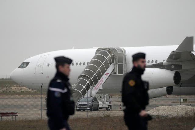 France Plane Grounded