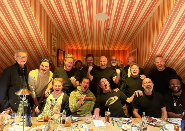 <p>Jim Carrey’s birthday dinner picture</p>