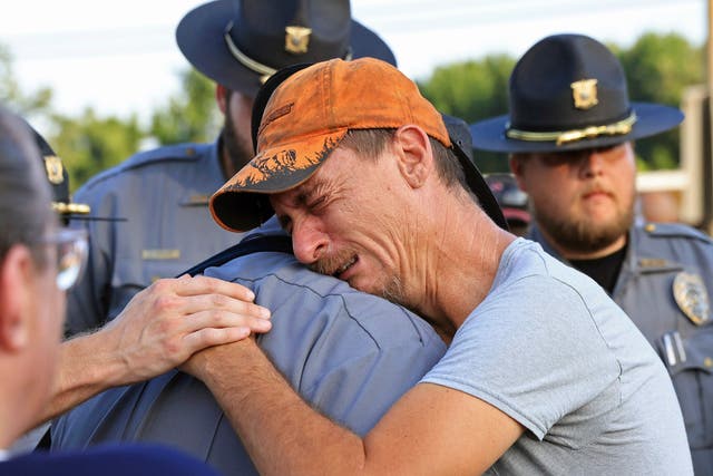 APTOPIX Grocery Store Shooting Arkansas Vigil