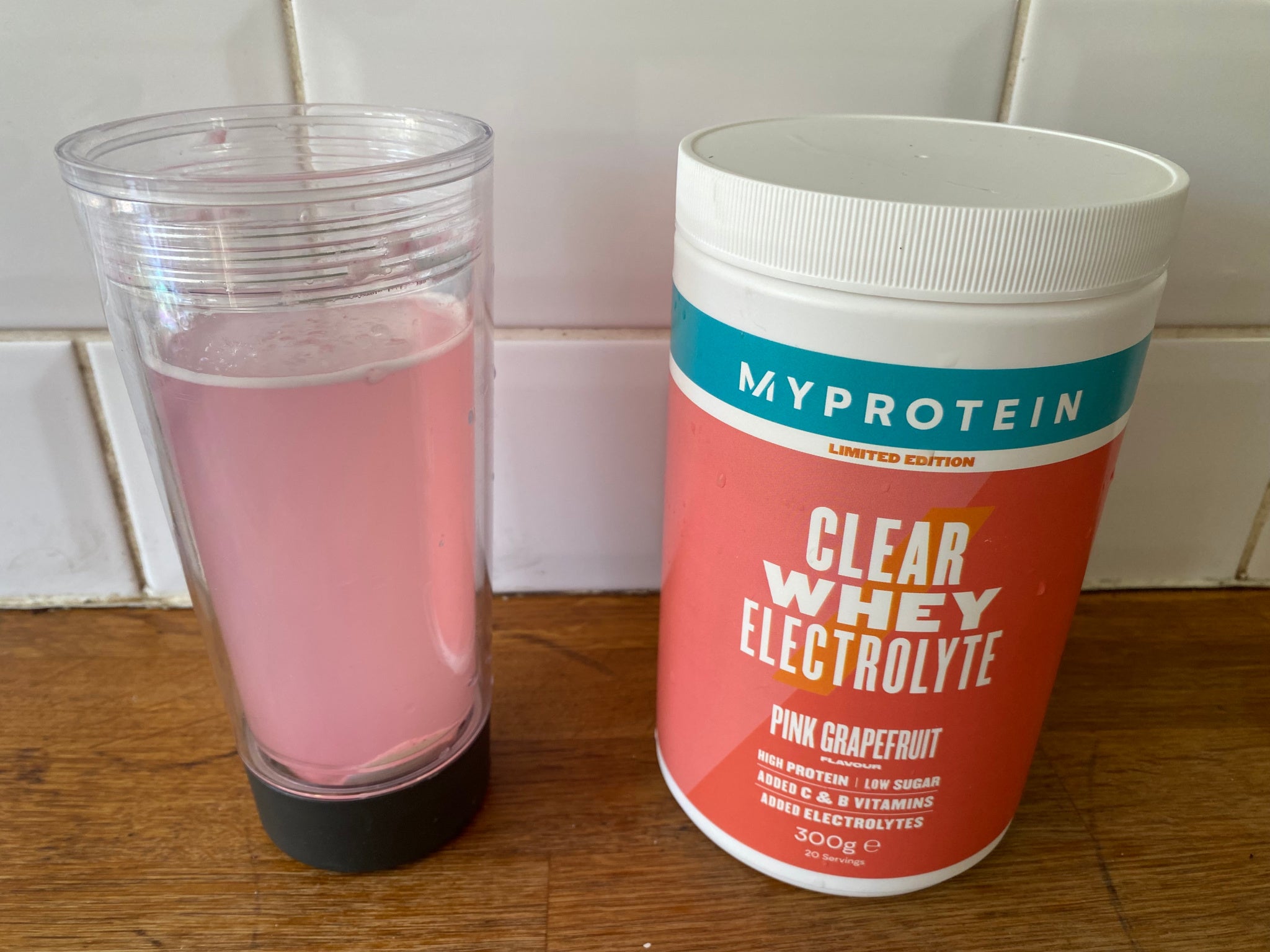 Each 300g tub contains 20 servings of pink grapefruit flavour drink
