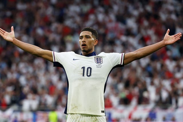 <p>Jude Bellingham of England celebrates scoring his team's first goal</p>