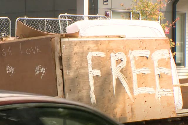 <p>A “free” sign, painted on a piece of plywood outside a warehouse in Portland, led shoppers to mistakenly believe the furniture inside was free. Shannon Clark, 51, was arrested for allegedly painting the sign, but charges against him were later dropped by the Multnomah County District Attorney’s Office</p>