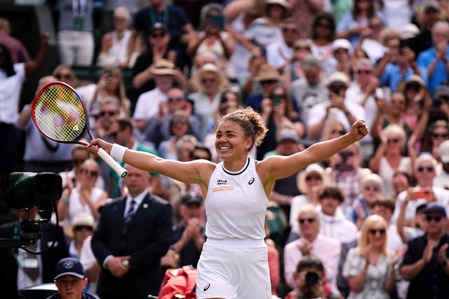 <p>Jasmine Paolini celebrates beating Donna Vekic in the semi-finals </p>