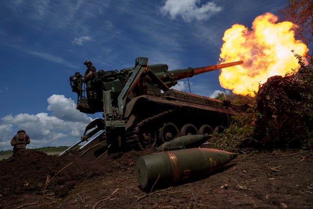 <p>Ukrainian soldiers fire on Russian positions along the front line in the Donetsk region of Ukraine on Monday</p>