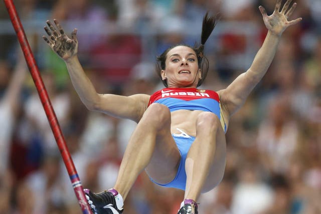 Yelena Isinbayeva claims victory in the pole vault final