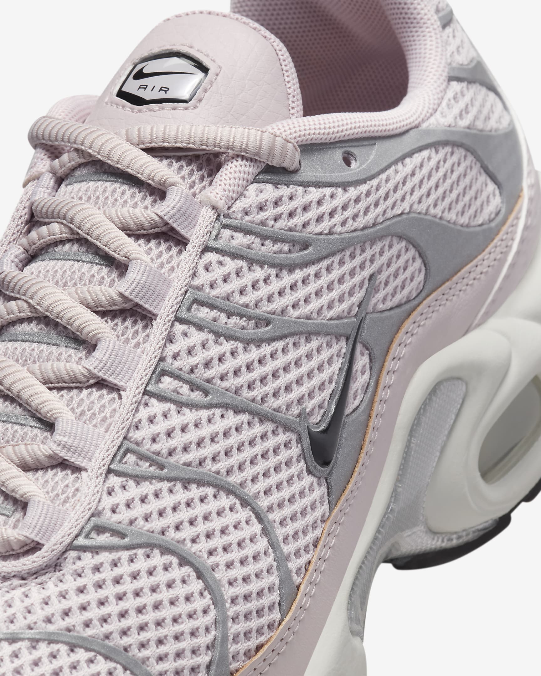 Nike Air Max Plus Women's Shoes - Platinum Violet/Light Bone/Metallic Silver/Chrome