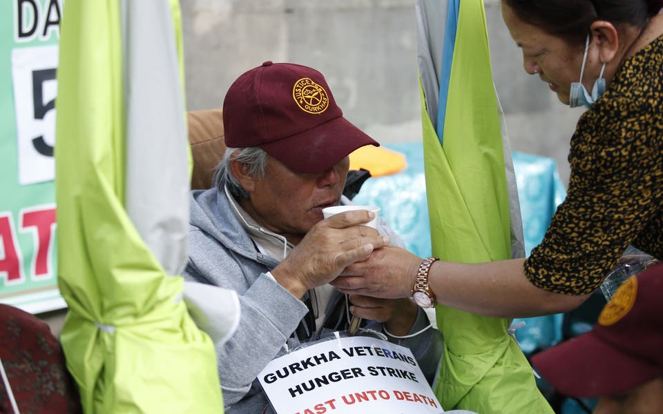 Joanna Lumley: Government cannot condemn Gurkha protesters to poverty