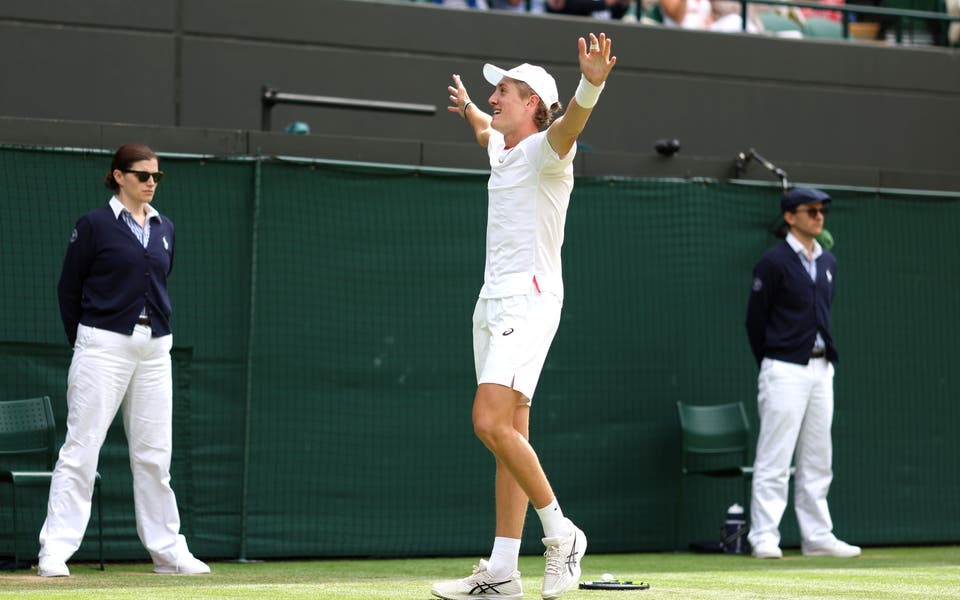 Who is Wimbledon boys’ champion Henry Searle?