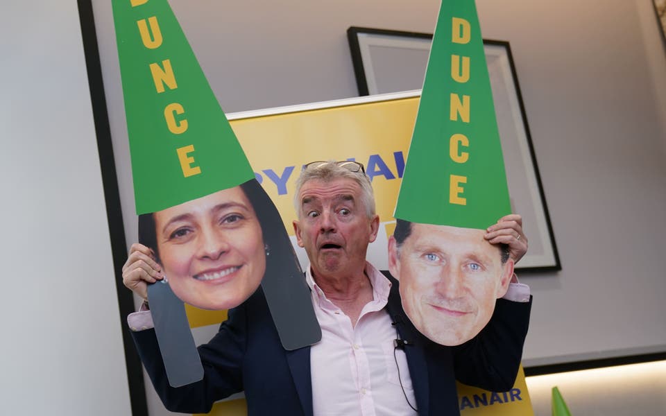 Ryanair boss labels Irish ministers ‘dunces’ over Dublin Airport passenger cap