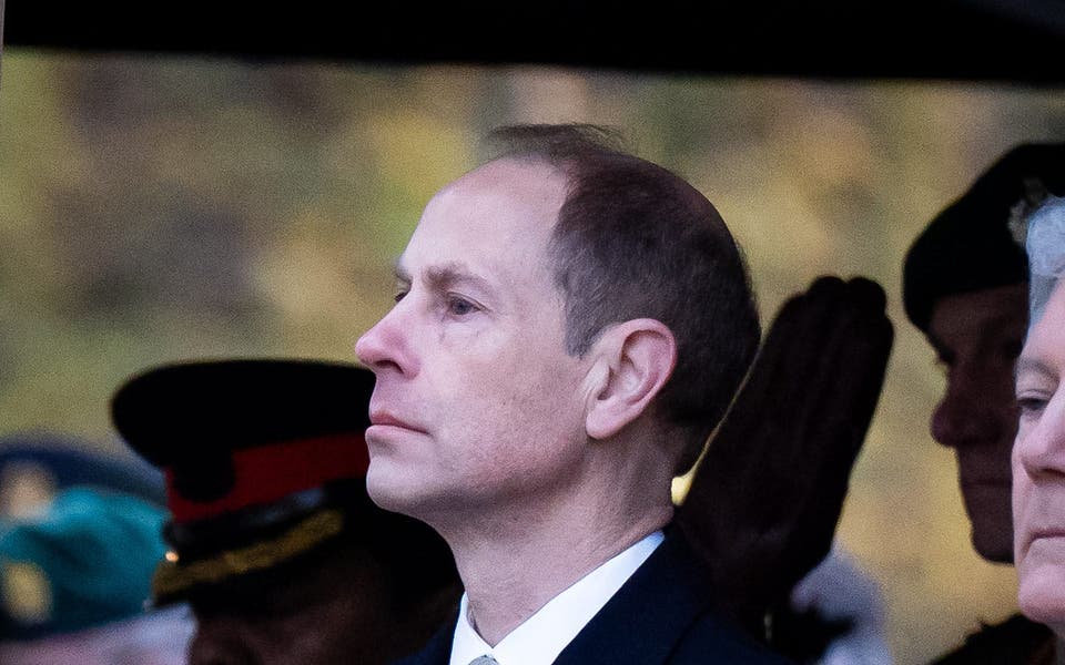 Duke of Edinburgh leads commemoration of Australia and New Zealand’s war dead