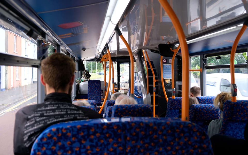 Tories pledge to extend £2 cap on bus fares