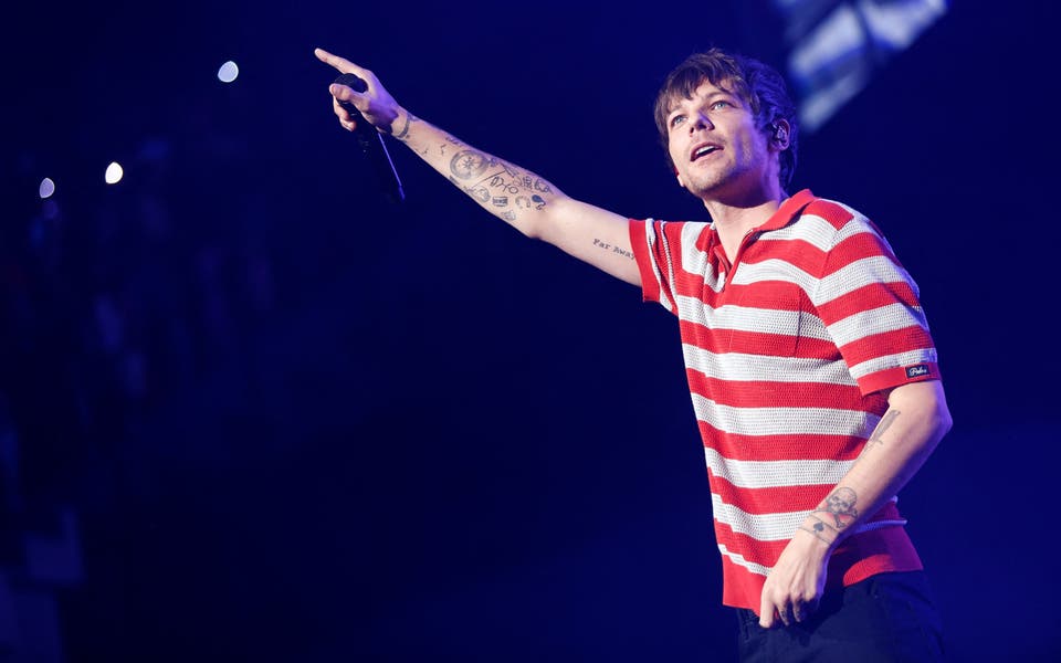 Louis Tomlinson screened impromptu England match at Glastonbury 