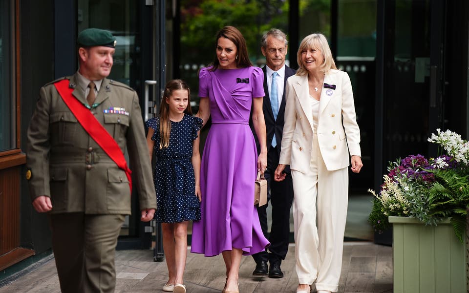 Kate attends Wimbledon men’s final with Princess Charlotte