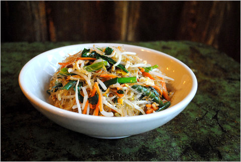 Malaysian Hawker Style Stir-Fried Glass Noodles