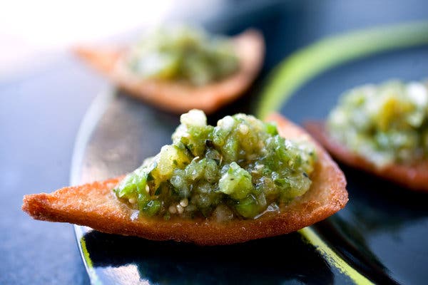 Quick Roasted Tomatillo Salsa