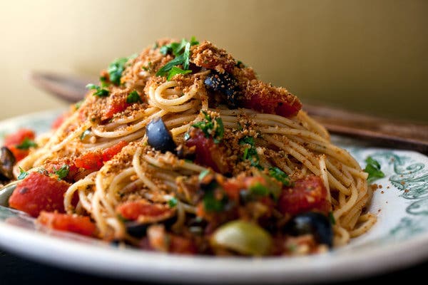 Pasta With Tomatoes, Capers, Olives and Breadcrumbs