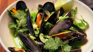 Image for Spicy Green Mussels