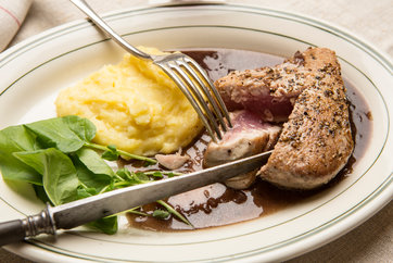 Image for Tuna au Poivre With Red Wine Sauce