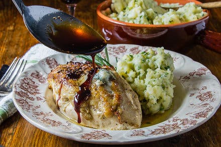 Bobby Flay's Chicken With Roquefort