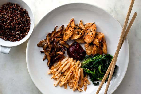 Bibimbap With Chicken and Mushrooms