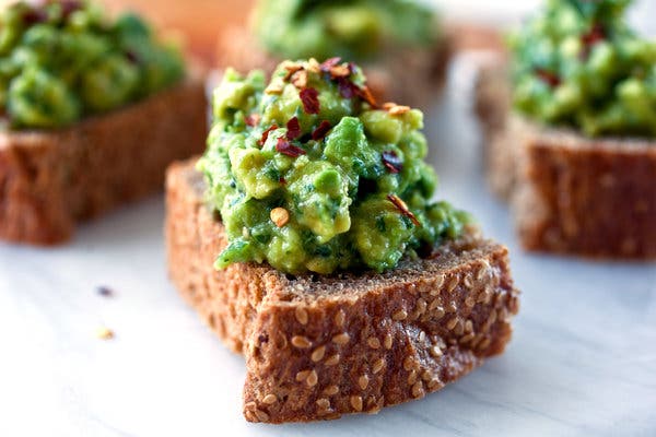 Tomatillo Guacamole