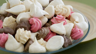 Image for Vanilla Meringues