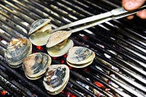 Grilled Clams With Fried Garlic