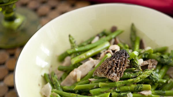 Asparagus With Morels and Tarragon