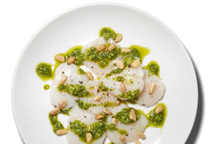 Raw Pesto Scallops