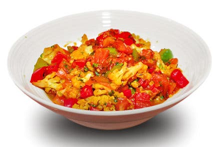 Gobi Taka Tin: Vegan Stir-Fried Cauliflower With Peppers and Tomatoes