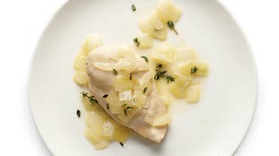 Chicken With White Wine, Onions and Herbs