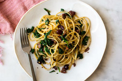 Image for Fastest Pasta With Spinach Sauce