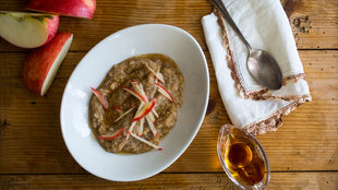 Image for Amaranth Porridge With Grated Apples and Maple Syrup