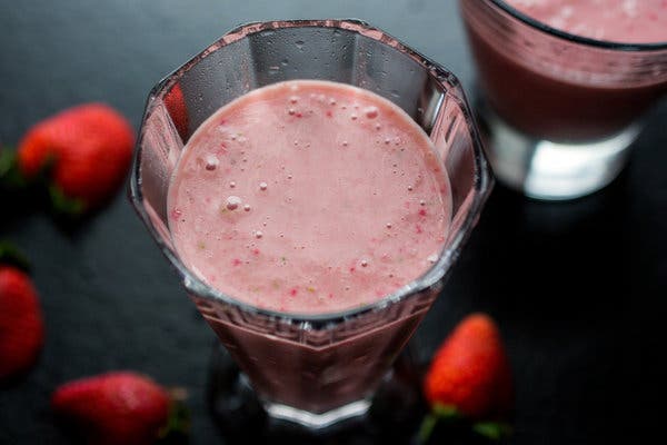 Strawberry, Millet and Banana Smoothie