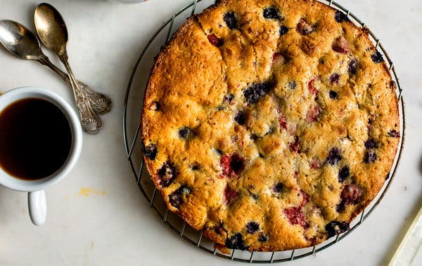 Summer Berry Buckle