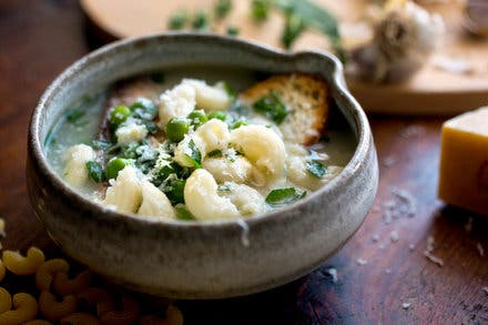 Garlic Soup With Pasta and Peas